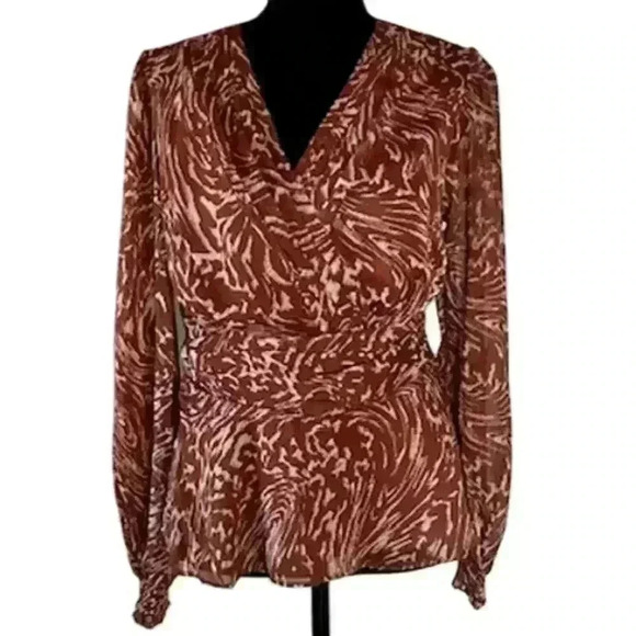 Sofia Jeans Women's Ruched Waist Top, Long Sleeves, Size Small - Picture 3 of 7